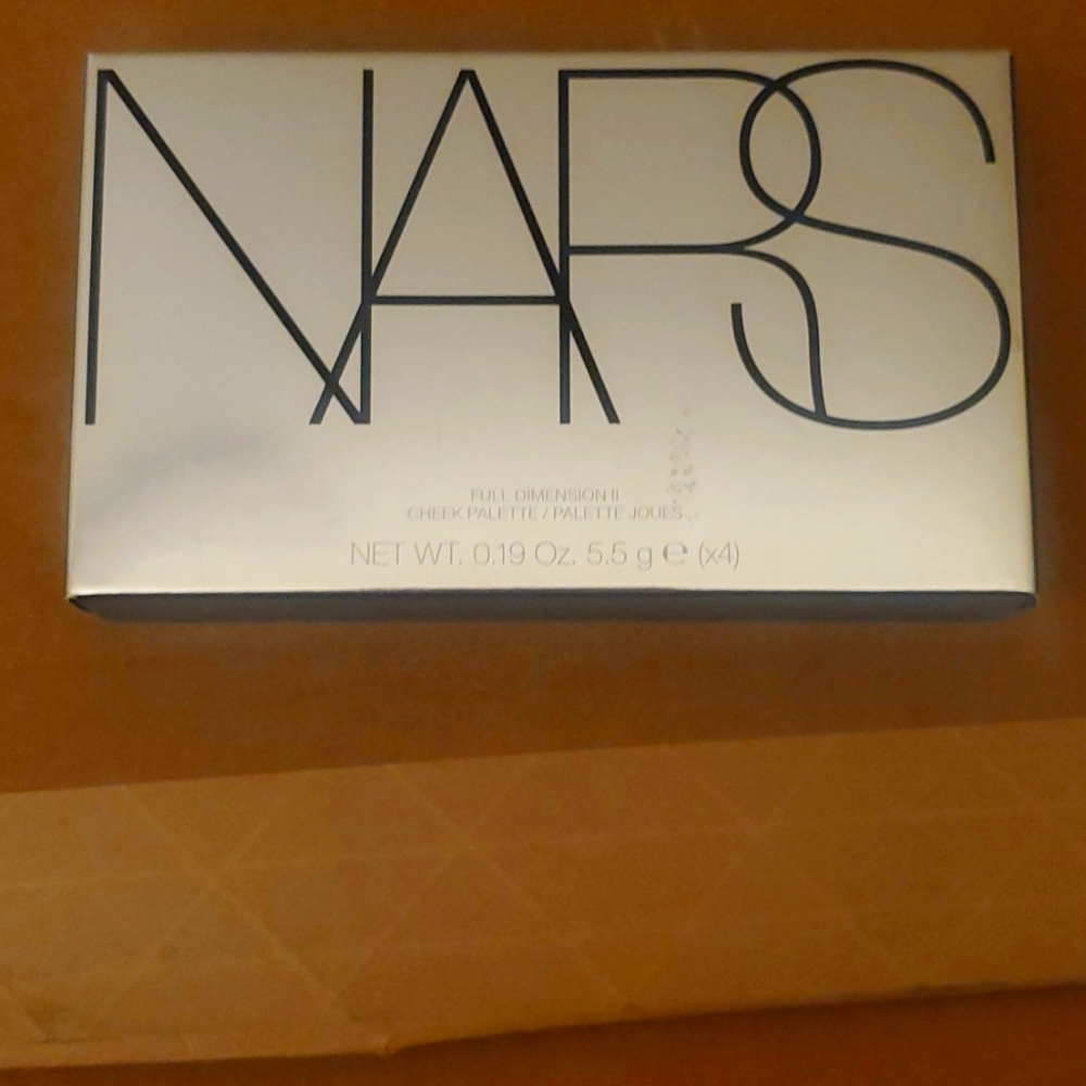 Nars cheek palette Dimension 2.